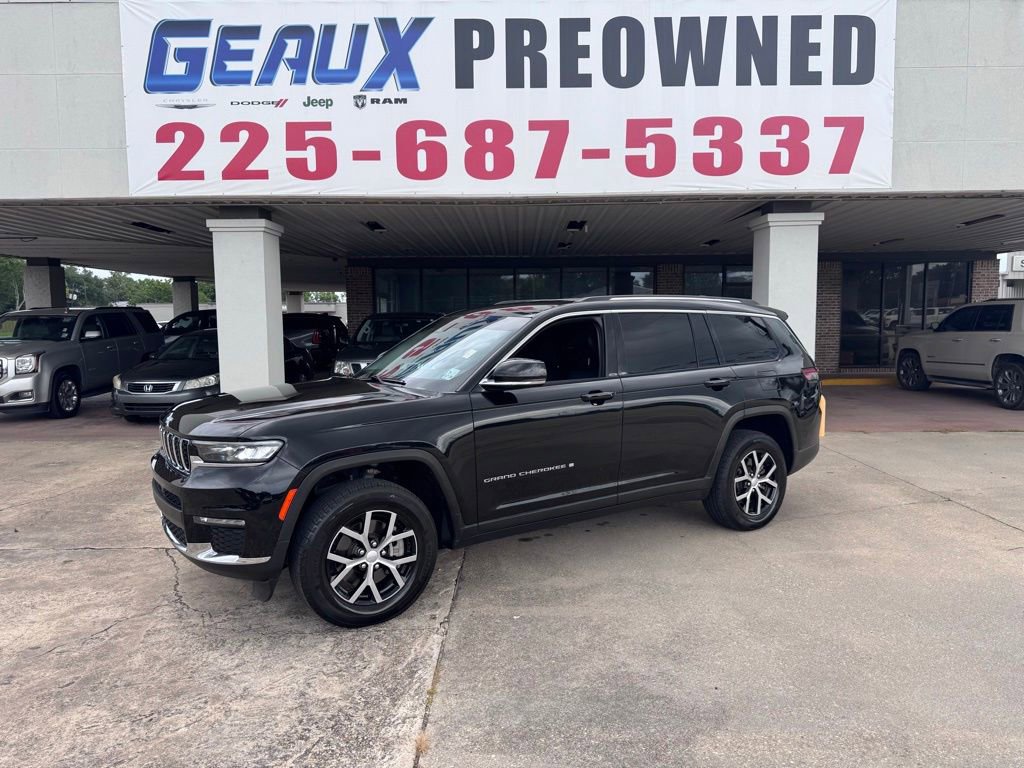 Used 2023 Jeep Grand Cherokee L Limited AWD/4WD image 1