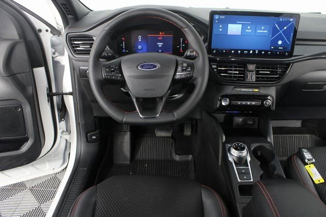 Used 2025 Ford Escape ST-Line w/ Tech Pack #1 image 10