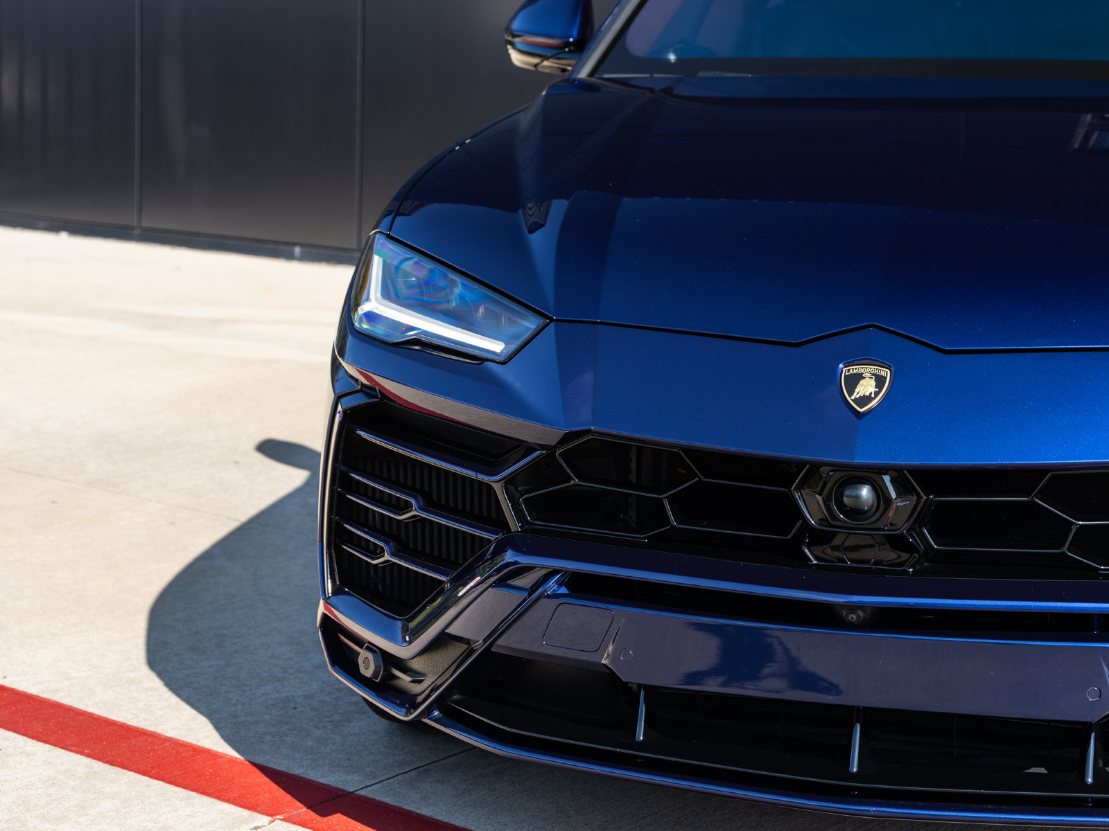 Used 2021 Lamborghini Urus AWD/4WD image 19