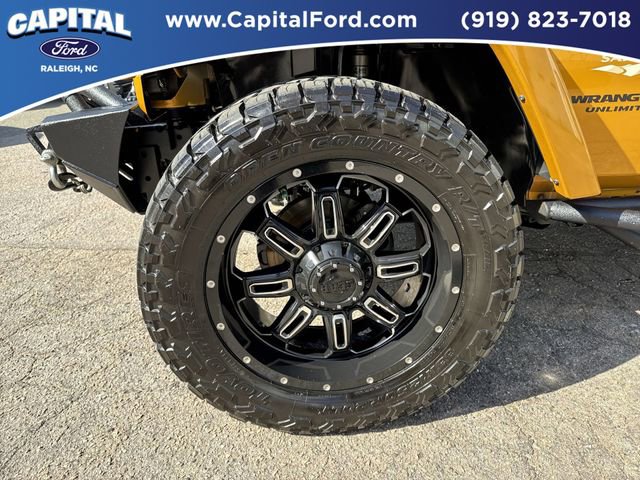 Used 2014 Jeep Wrangler Unlimited Sahara w/ Max Tow Package image 12