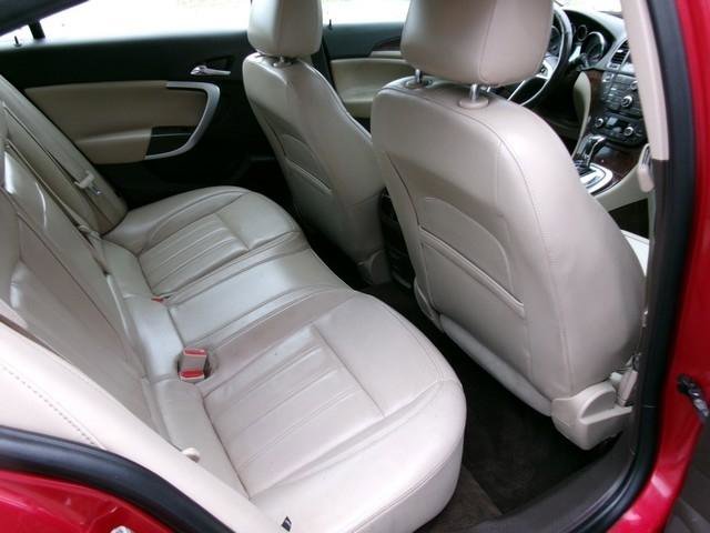 Used 2013 Buick Regal Premium FWD image 18