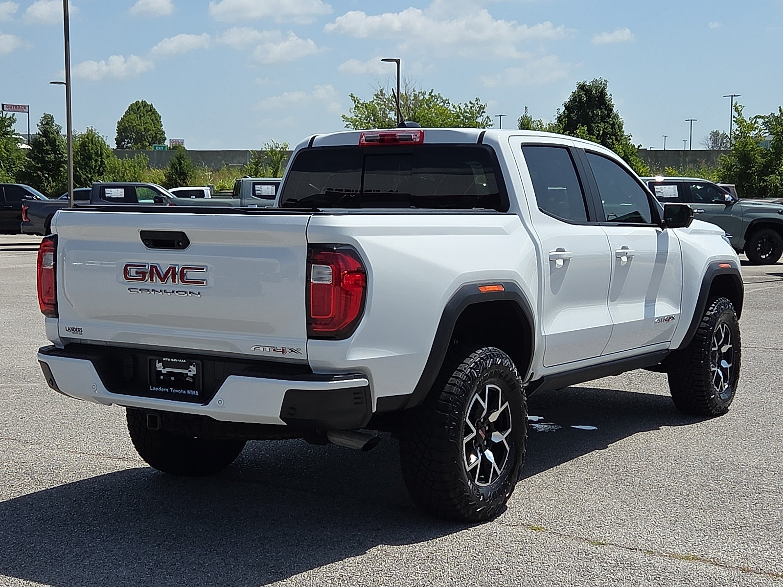 Used 2023 GMC Canyon AT4X AWD/4WD image 5