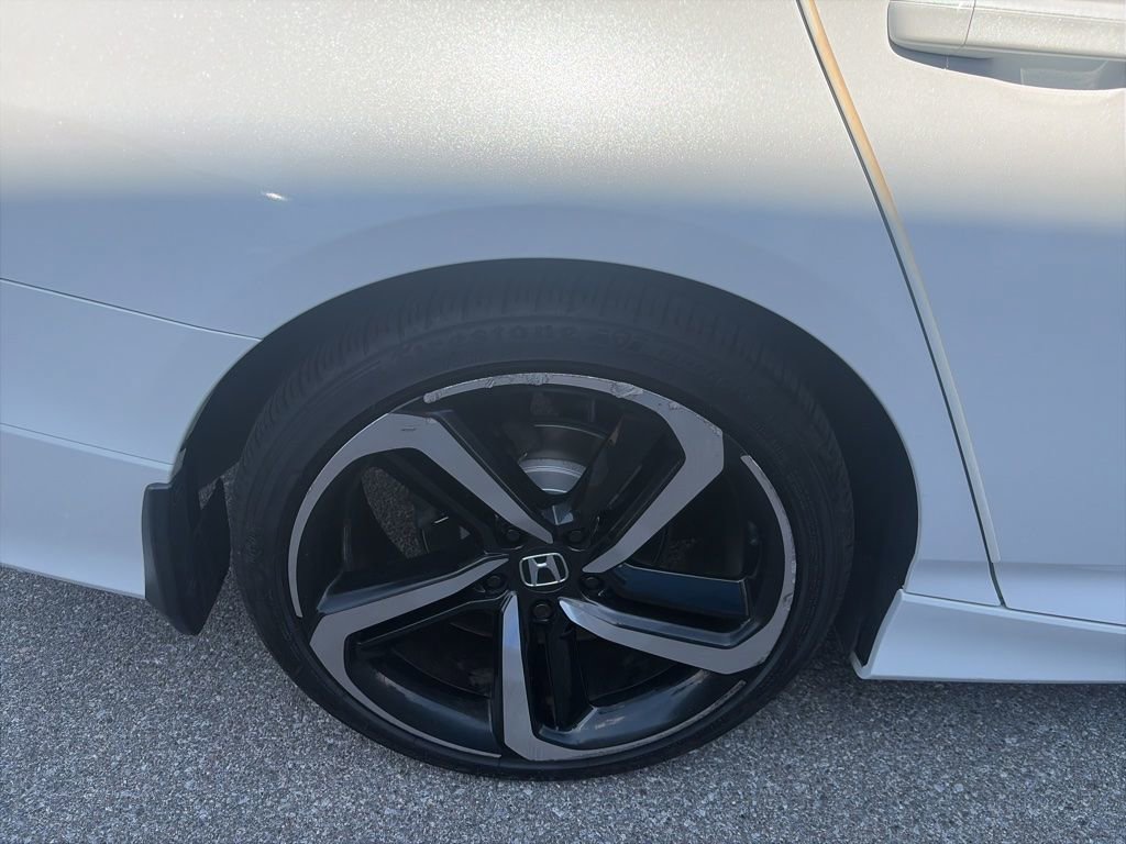 Used 2019 Honda Accord Sport image 8