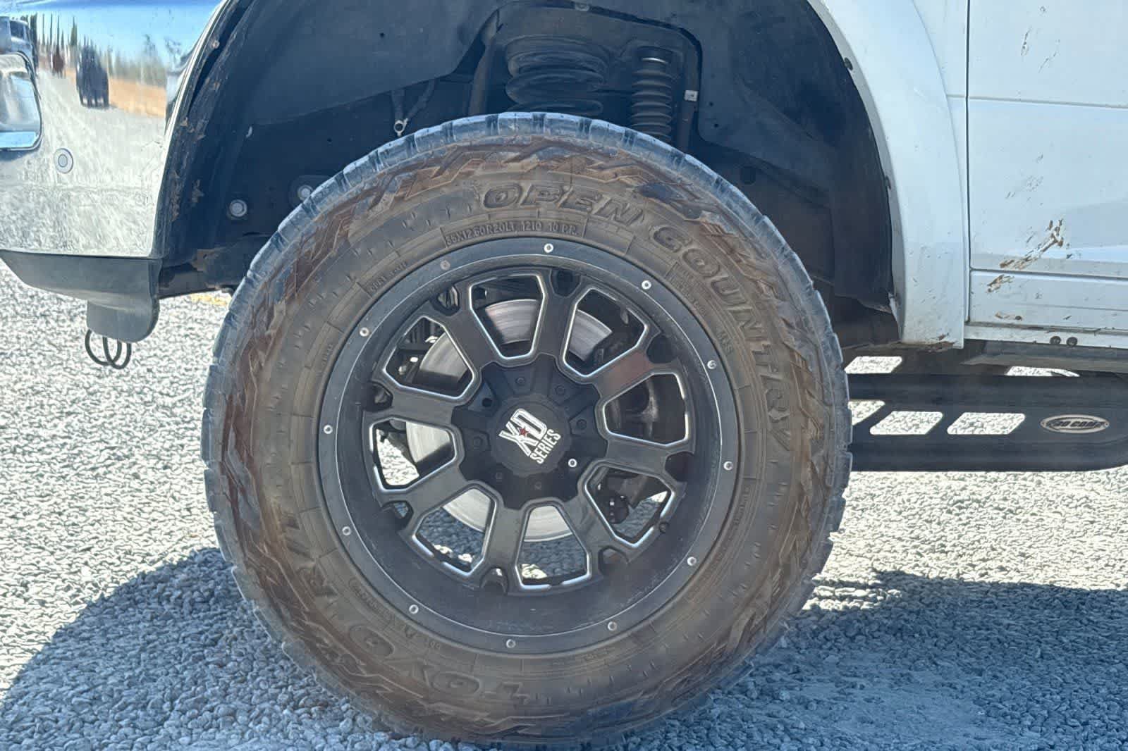 Used 2017 RAM 2500 Laramie AWD/4WD image 12
