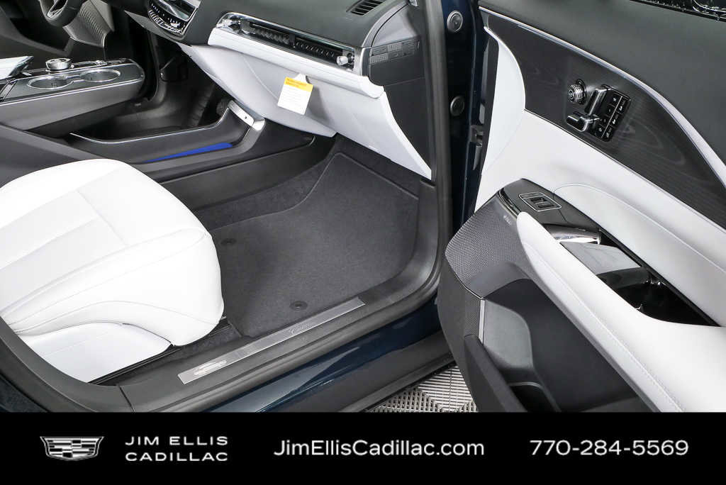 New 2026 Cadillac Lyriq Premium Luxury image 25