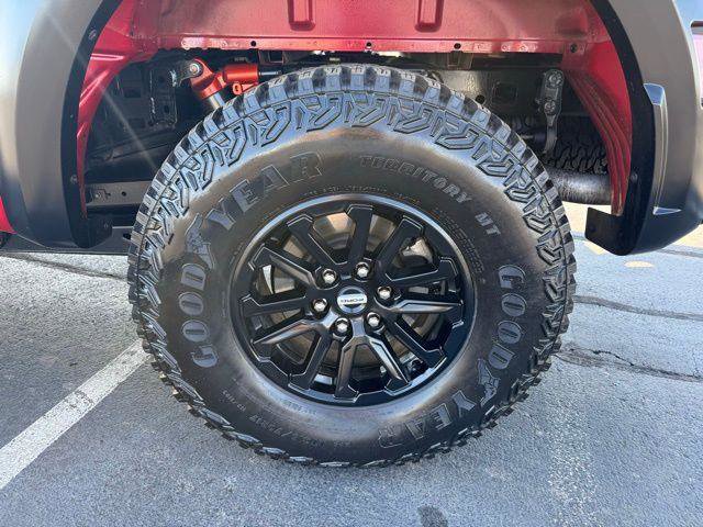 Used 2025 Ford F150 Raptor image 8