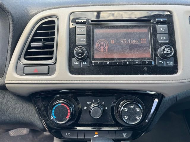 Used 2018 Honda HR-V LX image 9