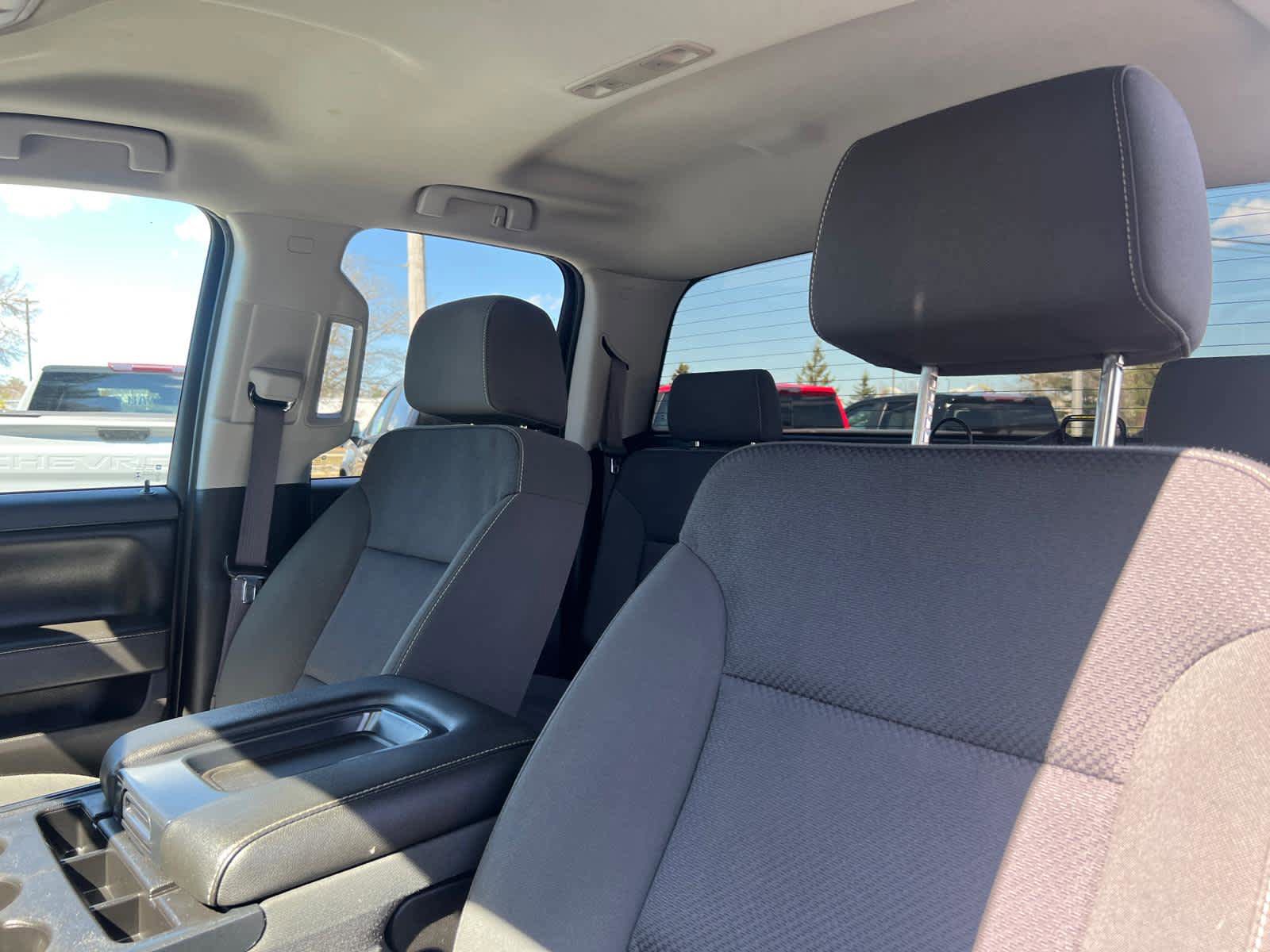 Used 2017 Chevrolet Silverado 1500 LT w/ Midnight Edition AWD/4WD image 13