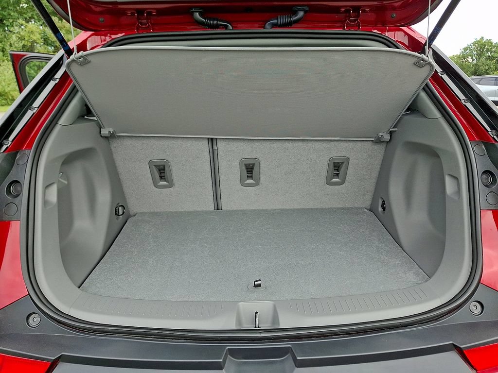 Certified 2023 Chevrolet Bolt EUV Premier FWD image 28