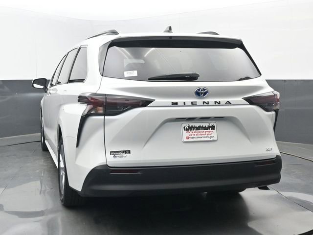 Used 2025 Toyota Sienna XLE w/ XLE Plus Package image 20