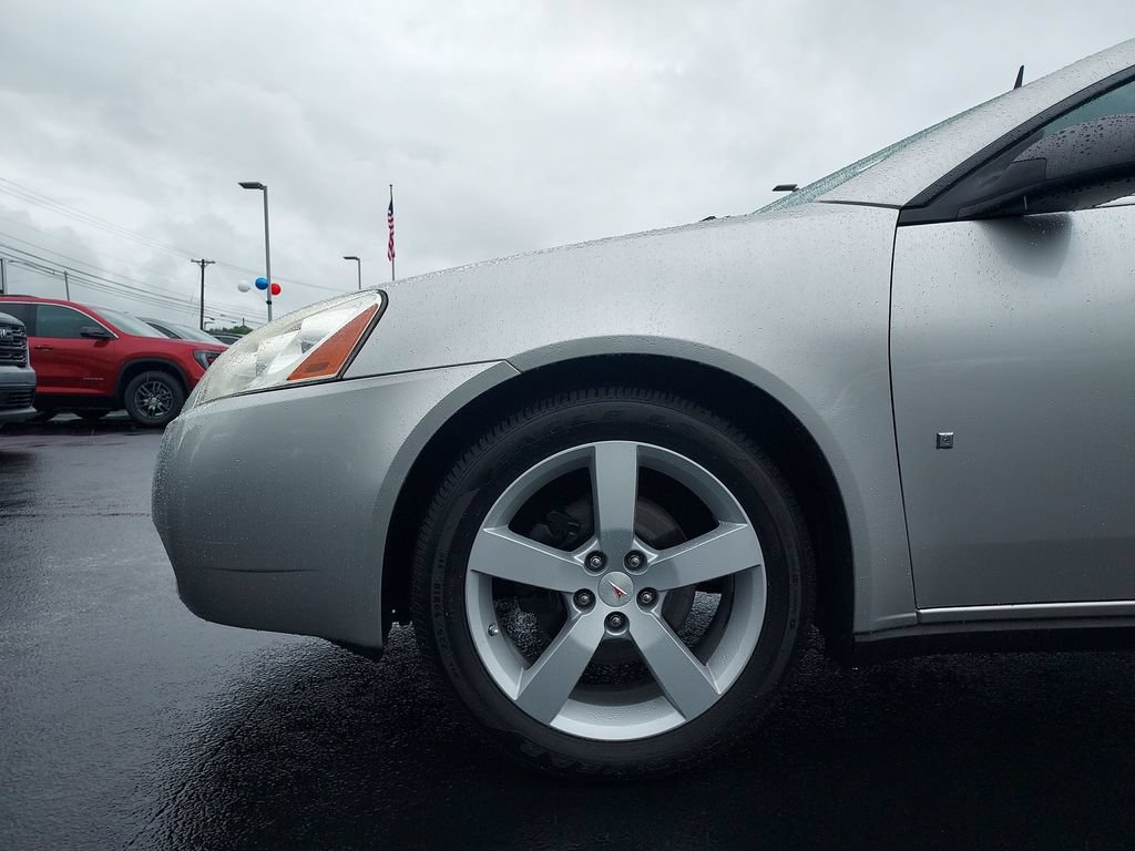 Used 2008 Pontiac G6 GT w/ Premium Package FWD image 16