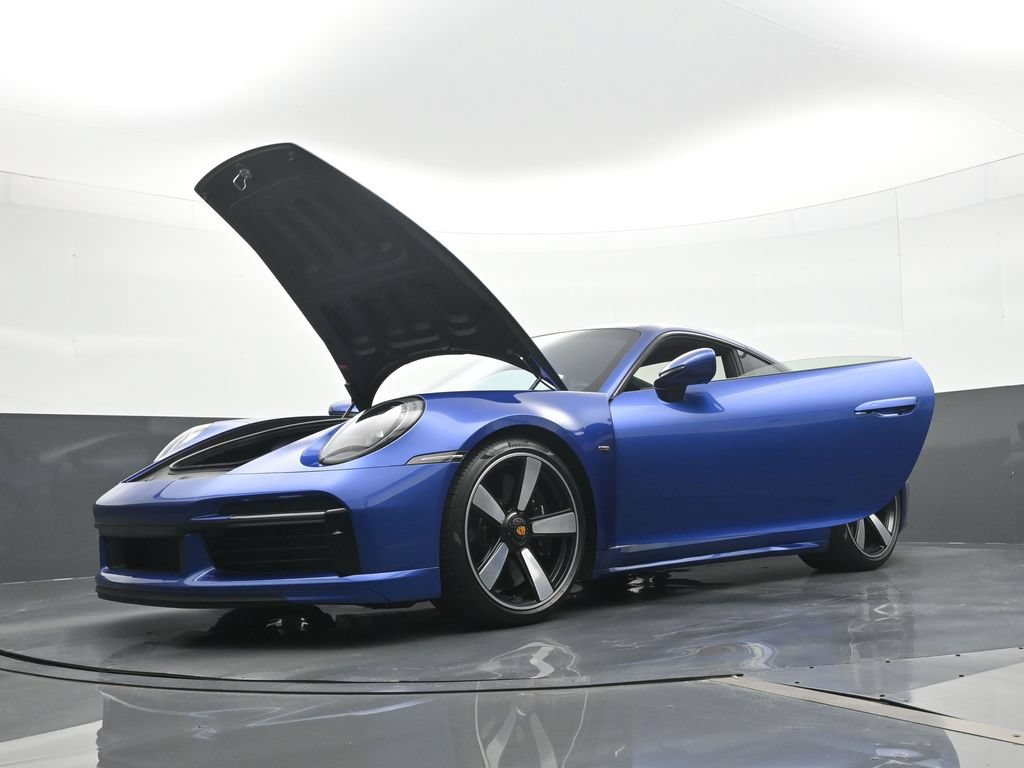 Used 2023 Porsche 911 Sport Classic RWD image 27