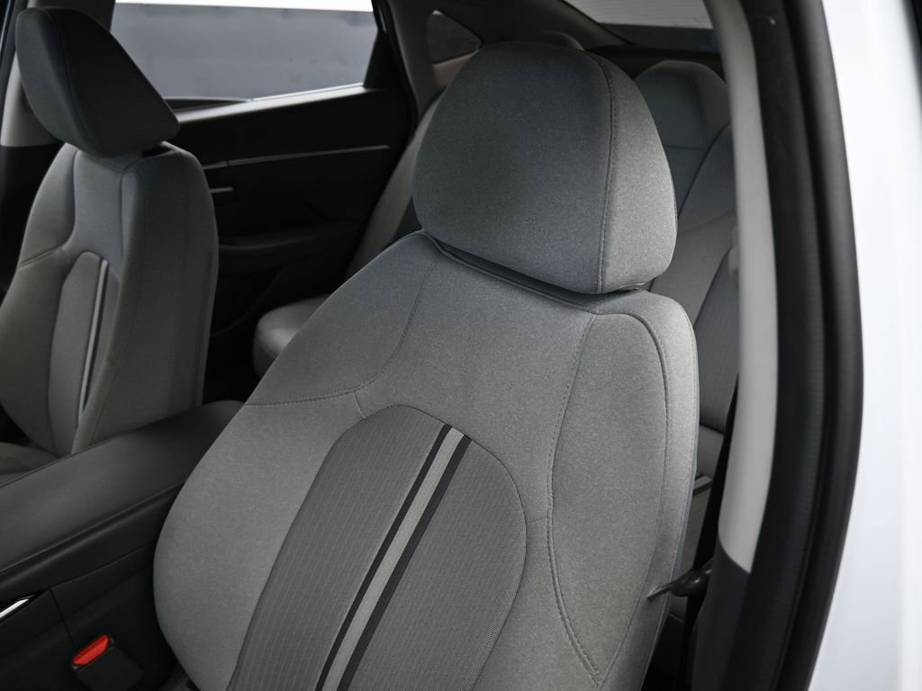 Used 2022 Hyundai Sonata SE image 16