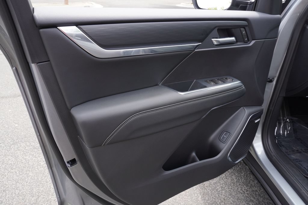 New 2026 GMC Acadia Elevation w/ Super Cruise Package FWD image 16