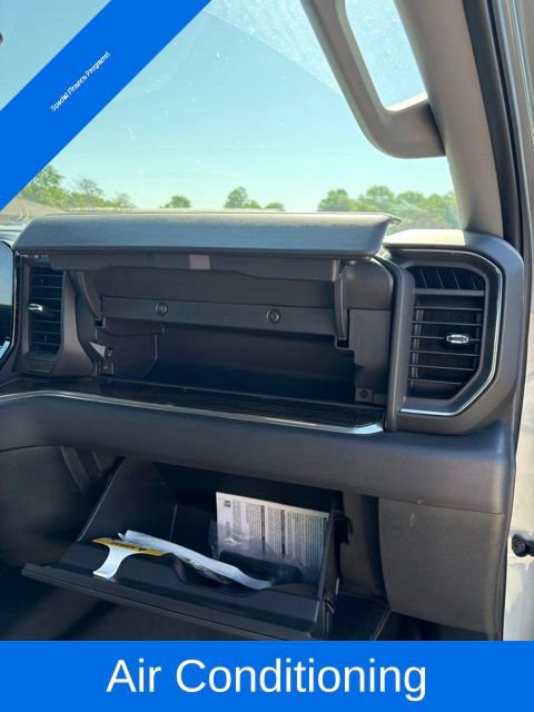 Used 2024 Chevrolet Silverado 1500 LT Trail Boss w/ Protection Package AWD/4WD image 33