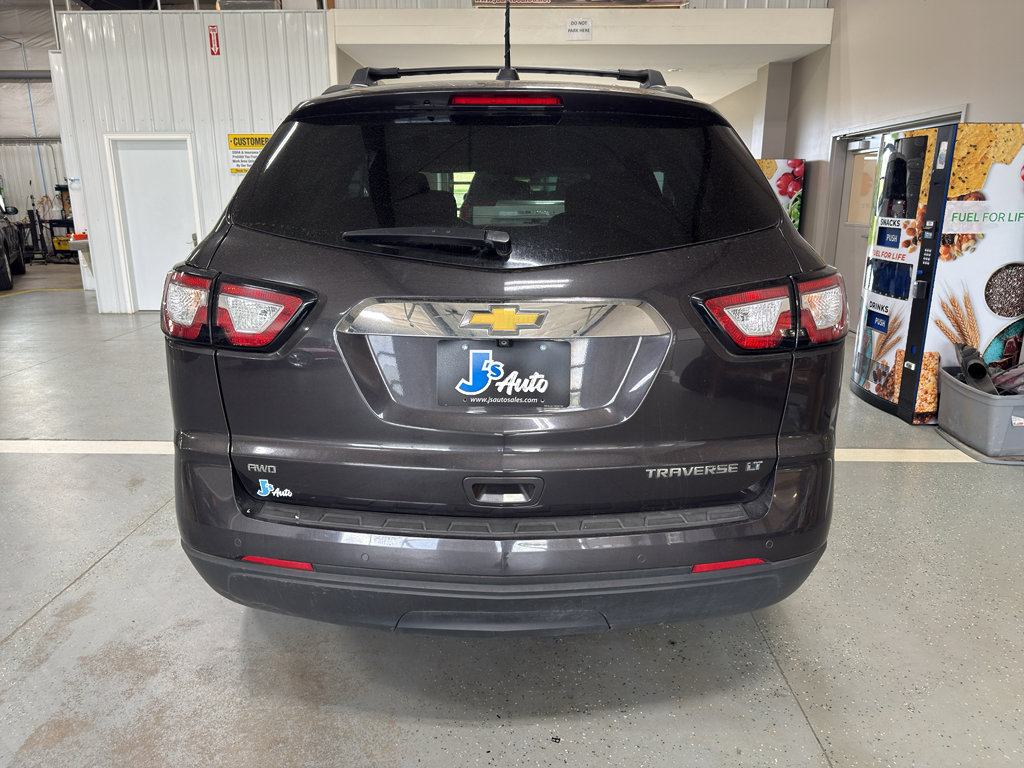 Used 2016 Chevrolet Traverse LT w/ Style and Technology Package AWD/4WD image 6