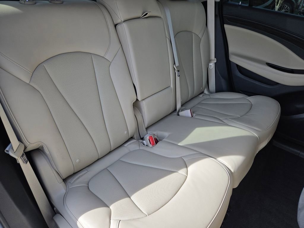 Used 2020 Buick Envision Premium image 5