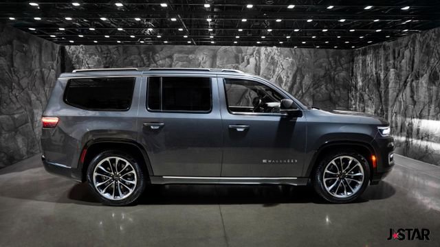 Used 2024 Jeep Wagoneer Series III w/ Premium Group I image 21