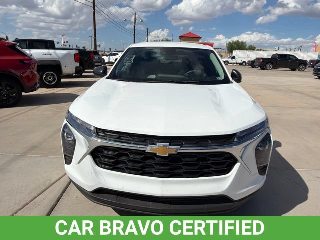 Used 2026 Chevrolet Trax LS FWD image 8