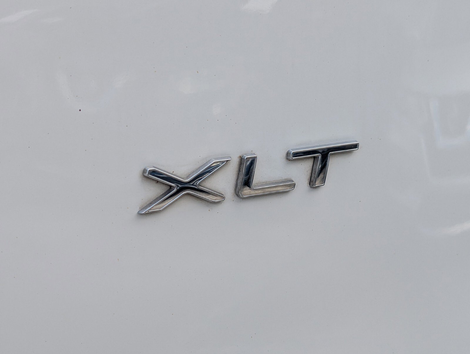 Used 2023 Ford Transit 350 XLT image 13