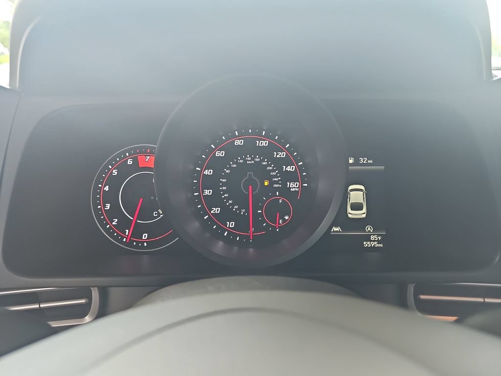 Certified 2023 Hyundai Elantra SE FWD image 18