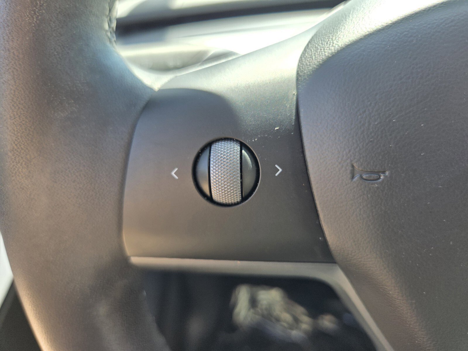 Used 2021 Tesla Model Y Long Range image 26