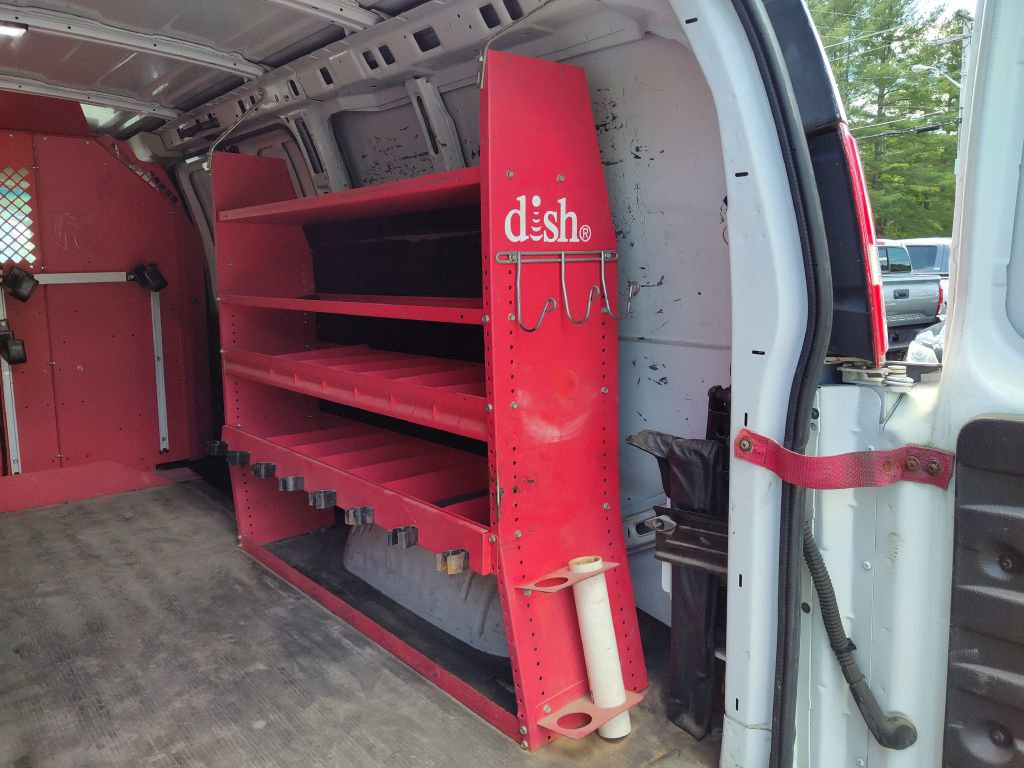 Used 2018 Chevrolet Express 2500 w/ Driver Convenience Package image 15