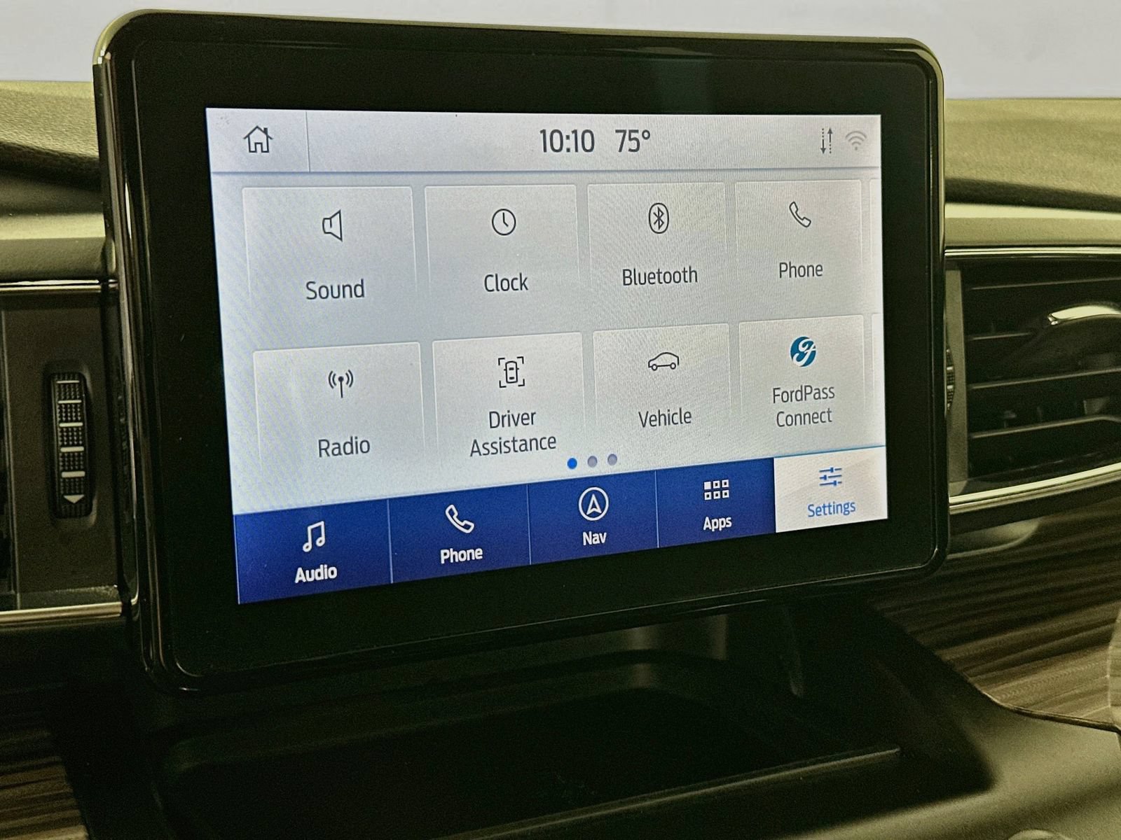 Used 2020 Ford Explorer Limited AWD/4WD image 15