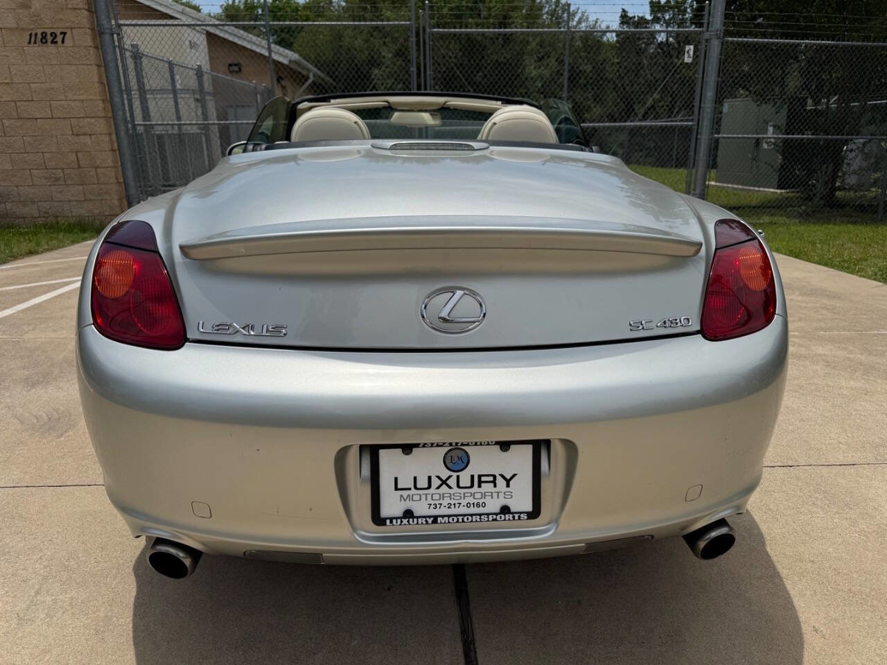 Used 2005 Lexus SC 430 Convertible RWD image 13