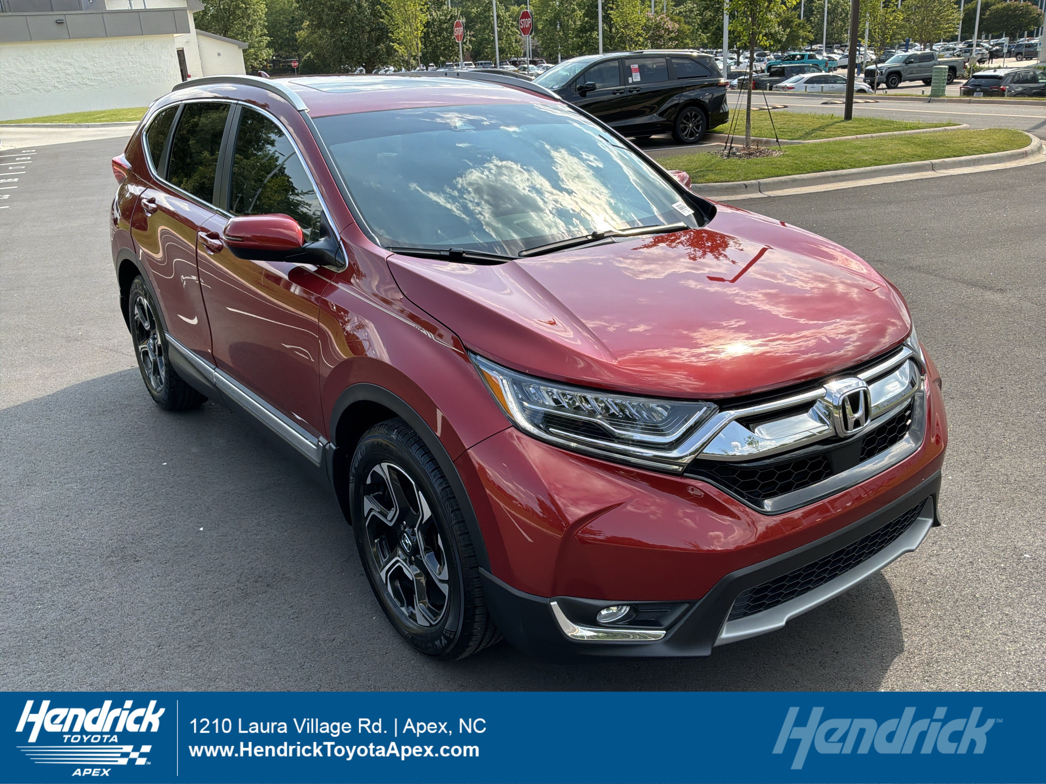 Used 2019 Honda CR-V Touring image 1