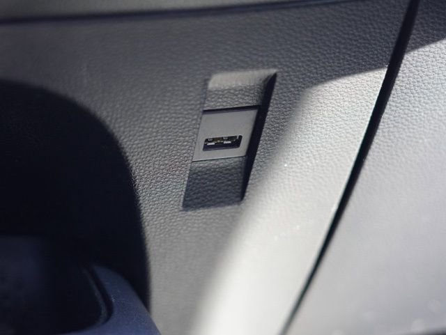 Used 2022 Toyota Corolla SE w/ SE Premium Package image 26