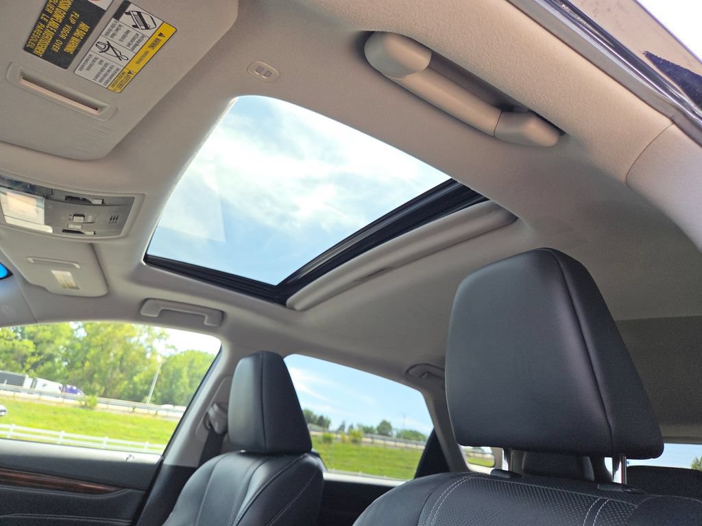 Used 2017 Lexus RX 450h AWD w/ Cold Weather Package image 8