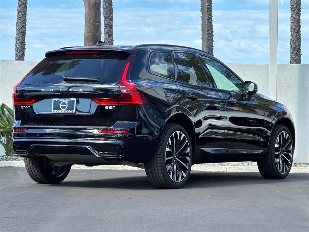 New 2026 Volvo XC60 B5 Ultra w/ Climate Package PRO image 5