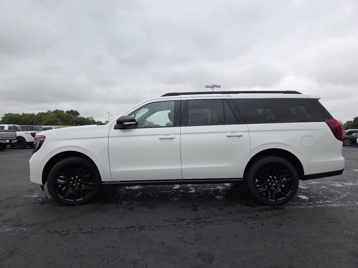 New 2027 Ford Expedition Max Platinum w/ Stealth Performance Package AWD/4WD image 15