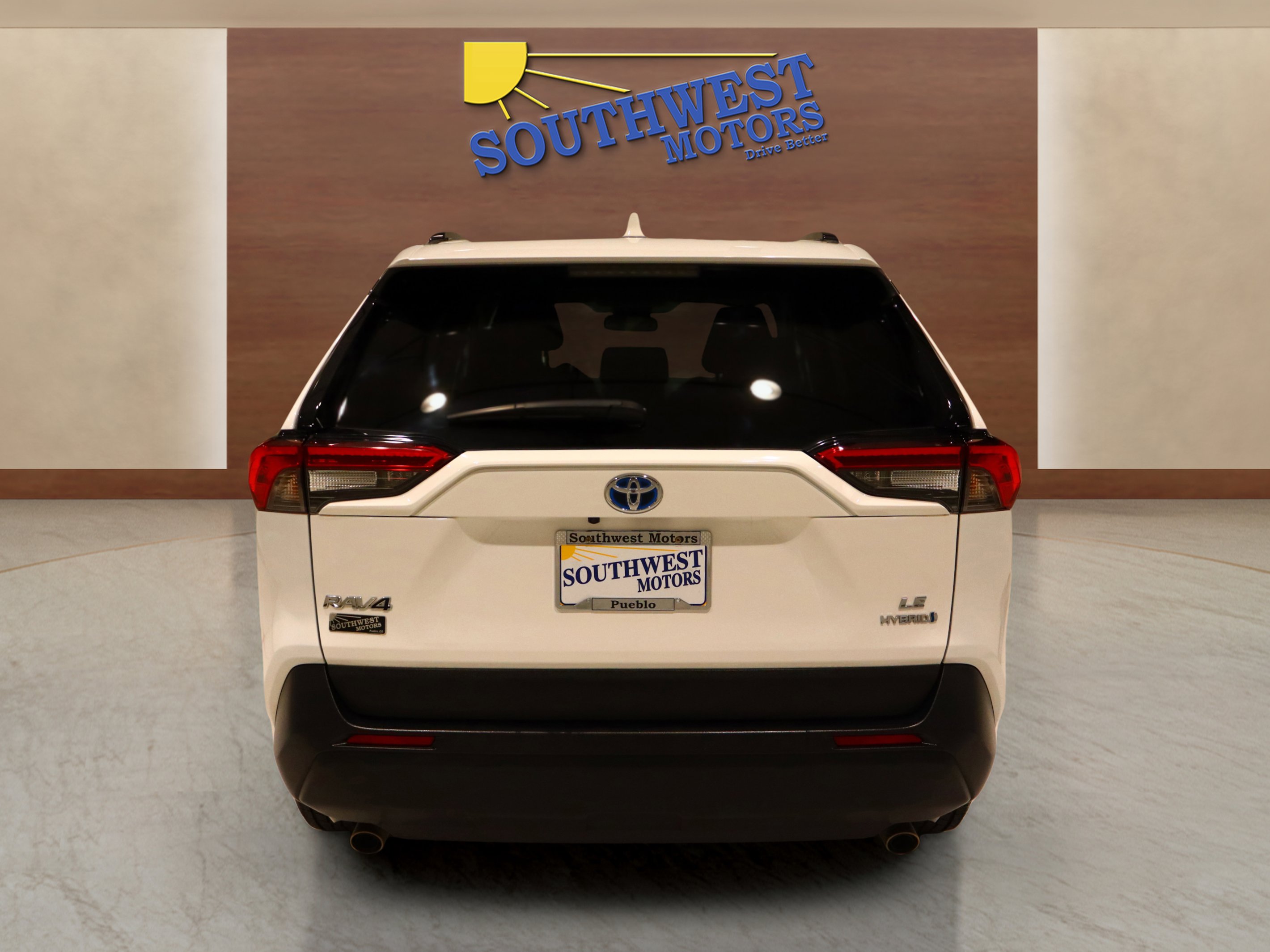 Used 2024 Toyota RAV4 LE image 3