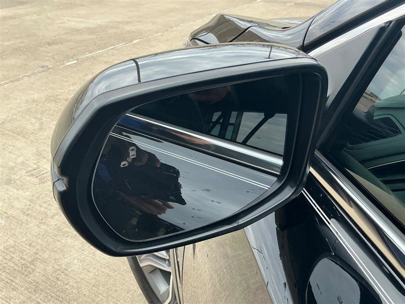 Used 2022 Honda CR-V Touring image 16