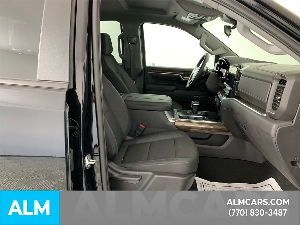 Used 2025 Chevrolet Silverado 1500 LT Trail Boss image 31
