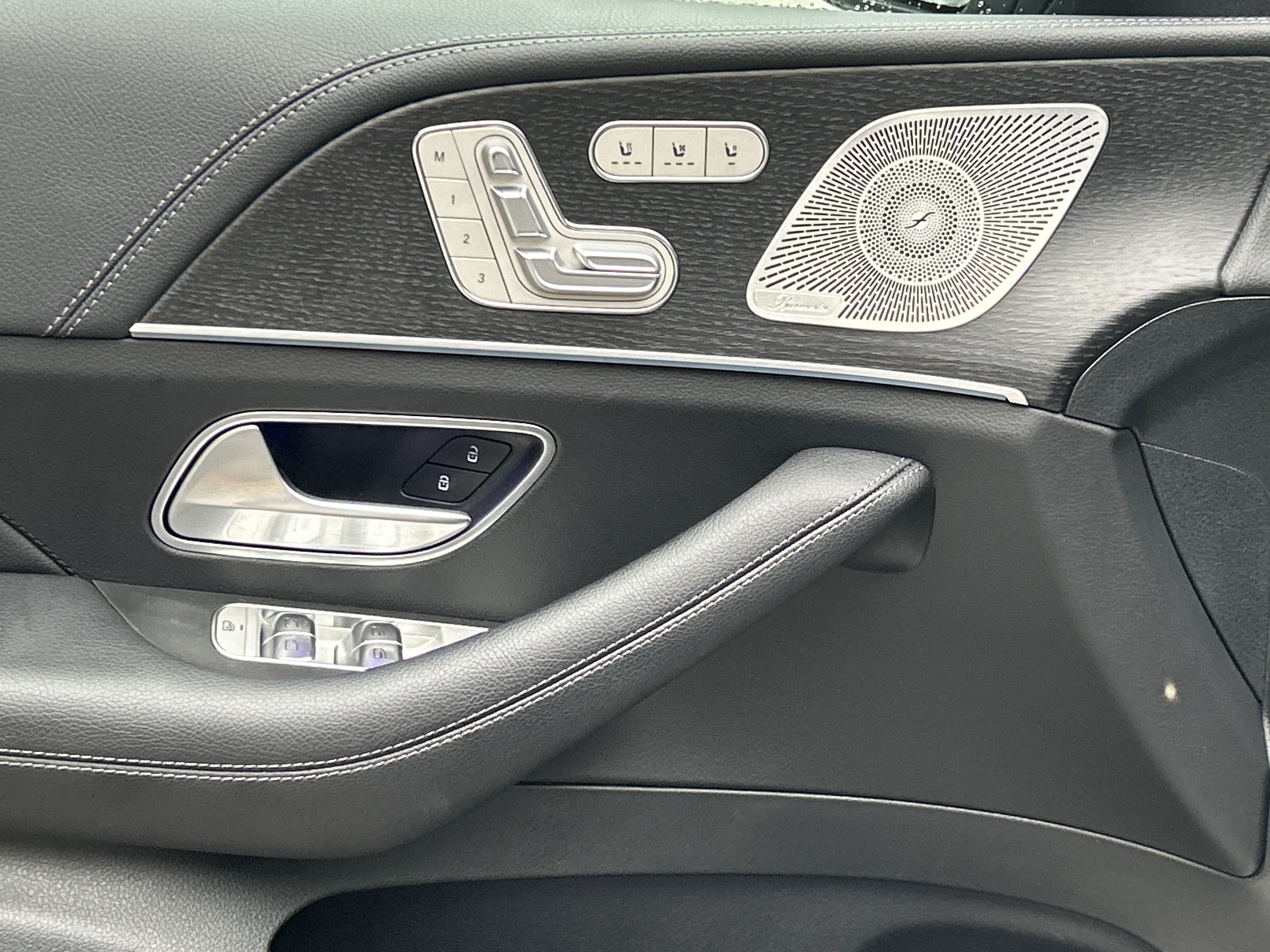 Certified 2025 Mercedes-Benz GLS 450 4MATIC image 20