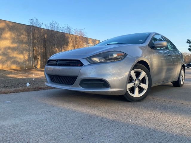Used 2015 Dodge Dart SXT image 2