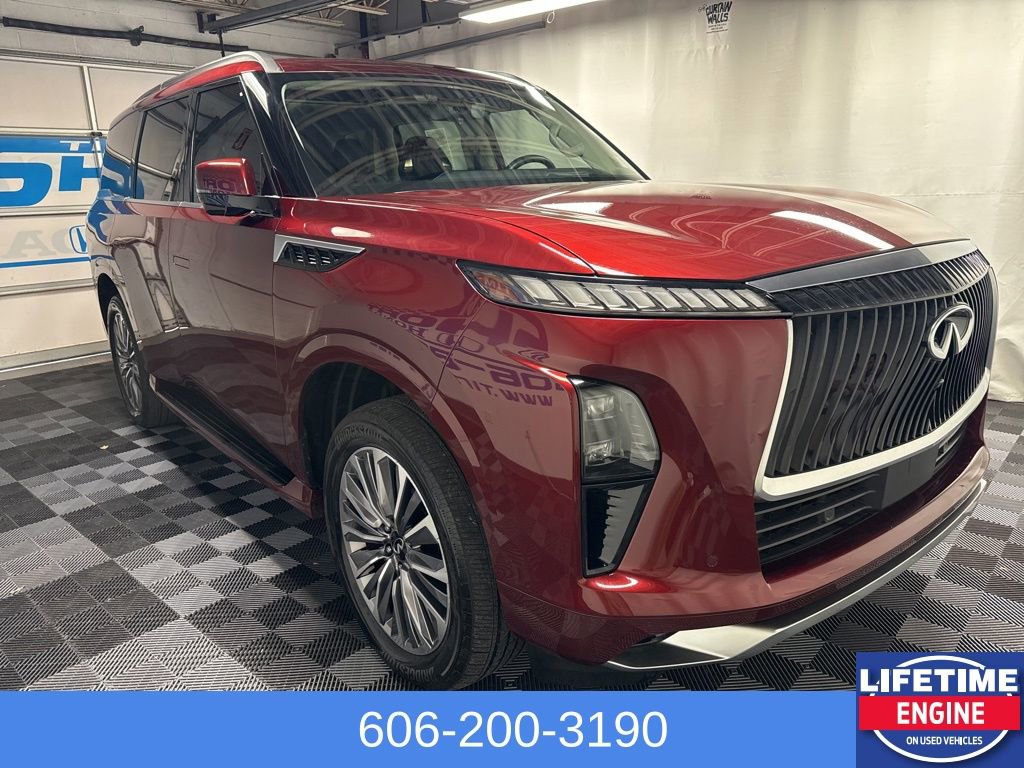 Used 2025 INFINITI QX80 Sensory image 3