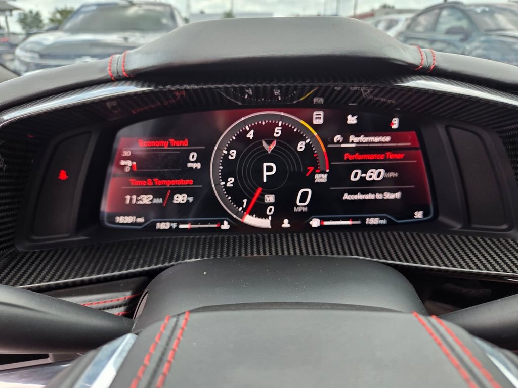 Used 2023 Chevrolet Corvette Stingray Premium Conv w/ Z51 Performance Package RWD image 32