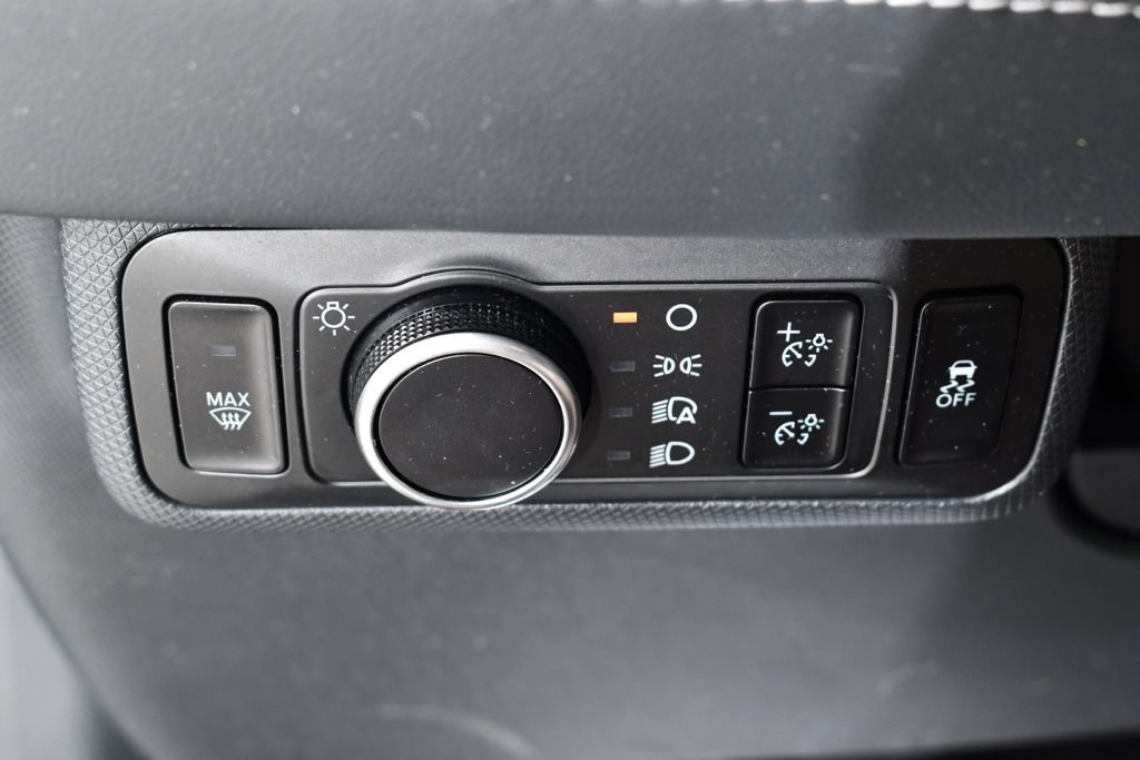Used 2023 Ford Mustang Mach-E Premium AWD/4WD image 28