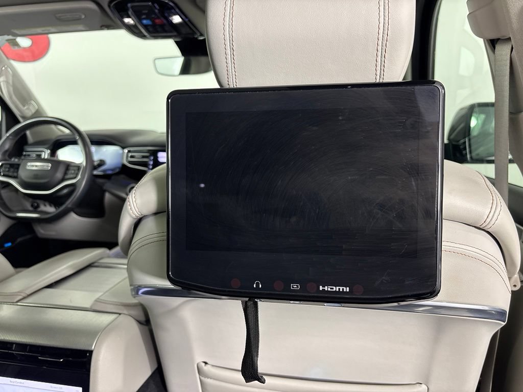 Used 2023 Jeep Grand Wagoneer L 4WD w/ Rear Seat Video Group 1 image 48