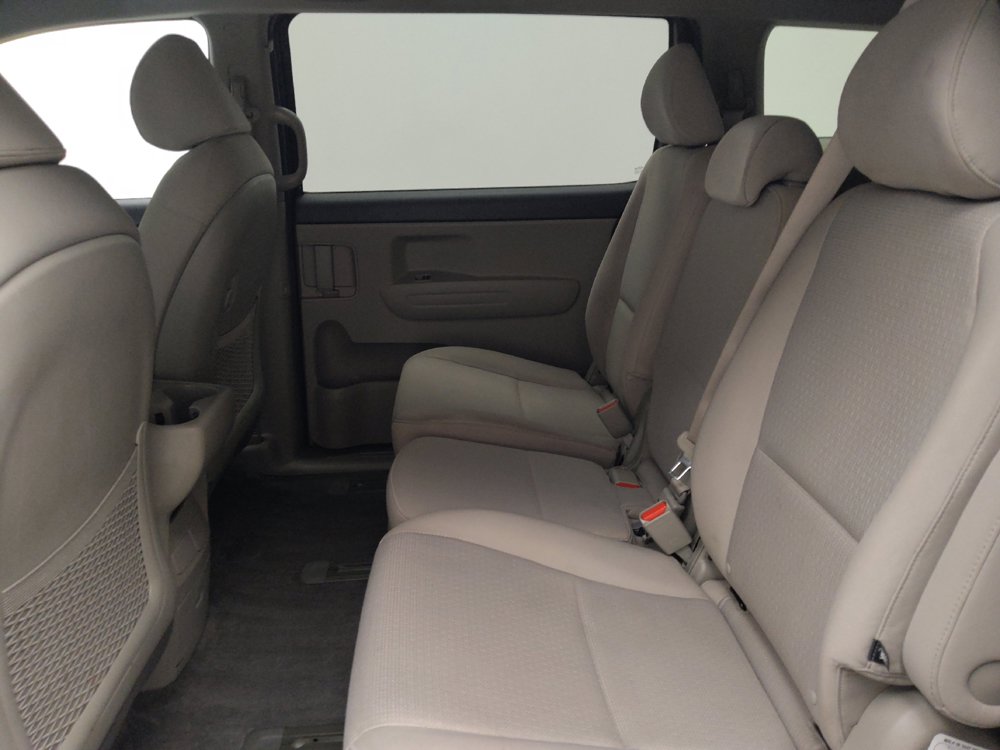 Used 2017 Kia Sedona LX FWD image 18