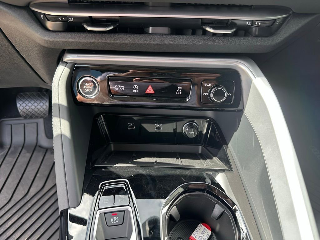 New 2025 Audi Q5 Premium Plus image 17