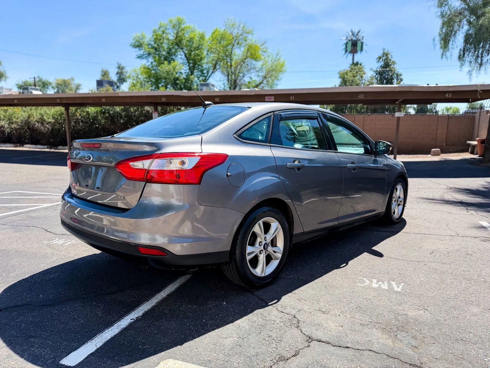 Used 2014 Ford Focus SE image 5