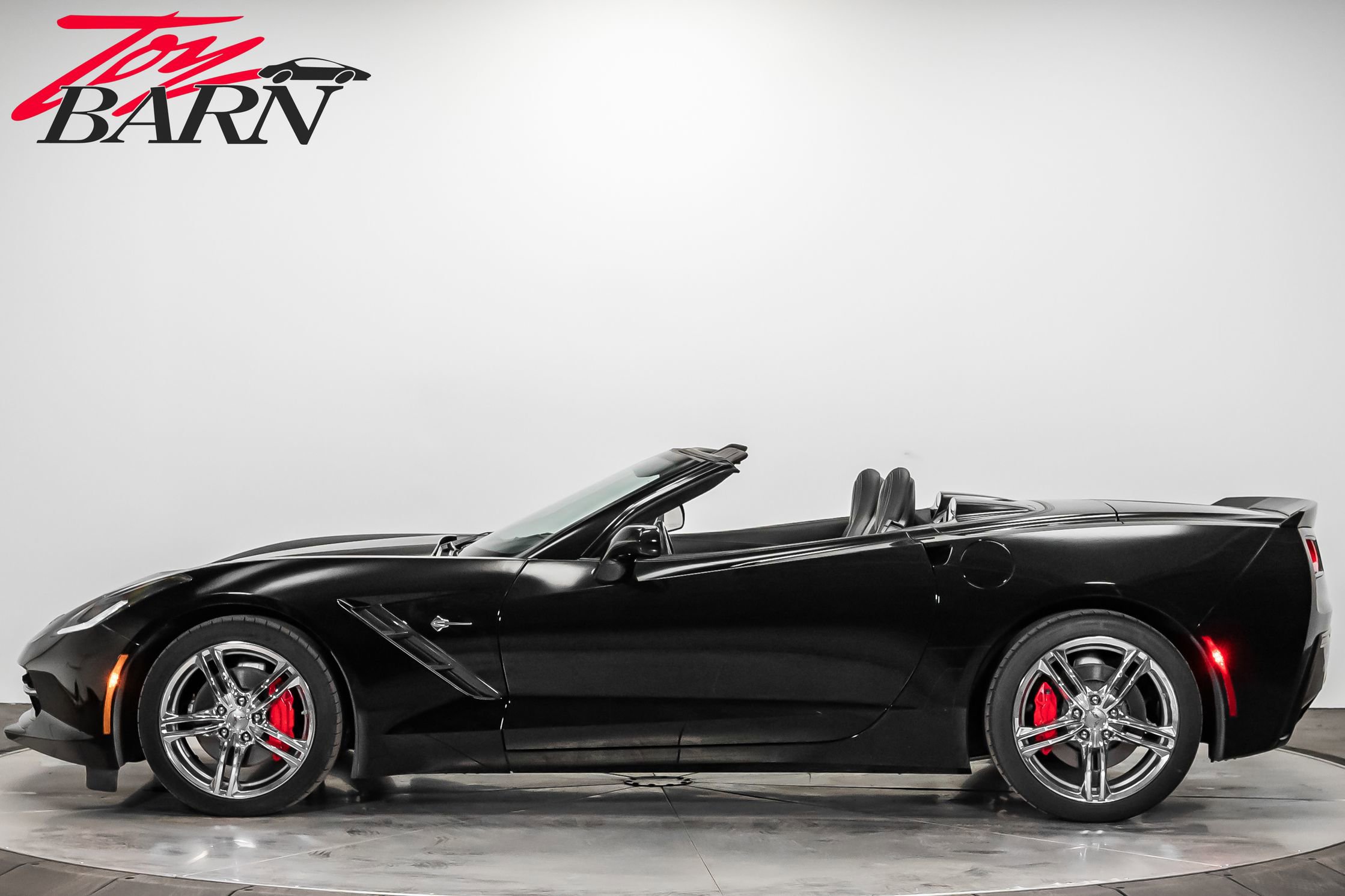 Used 2016 Chevrolet Corvette Stingray Convertible w/ 3LT Preferred Equipment Group image 2