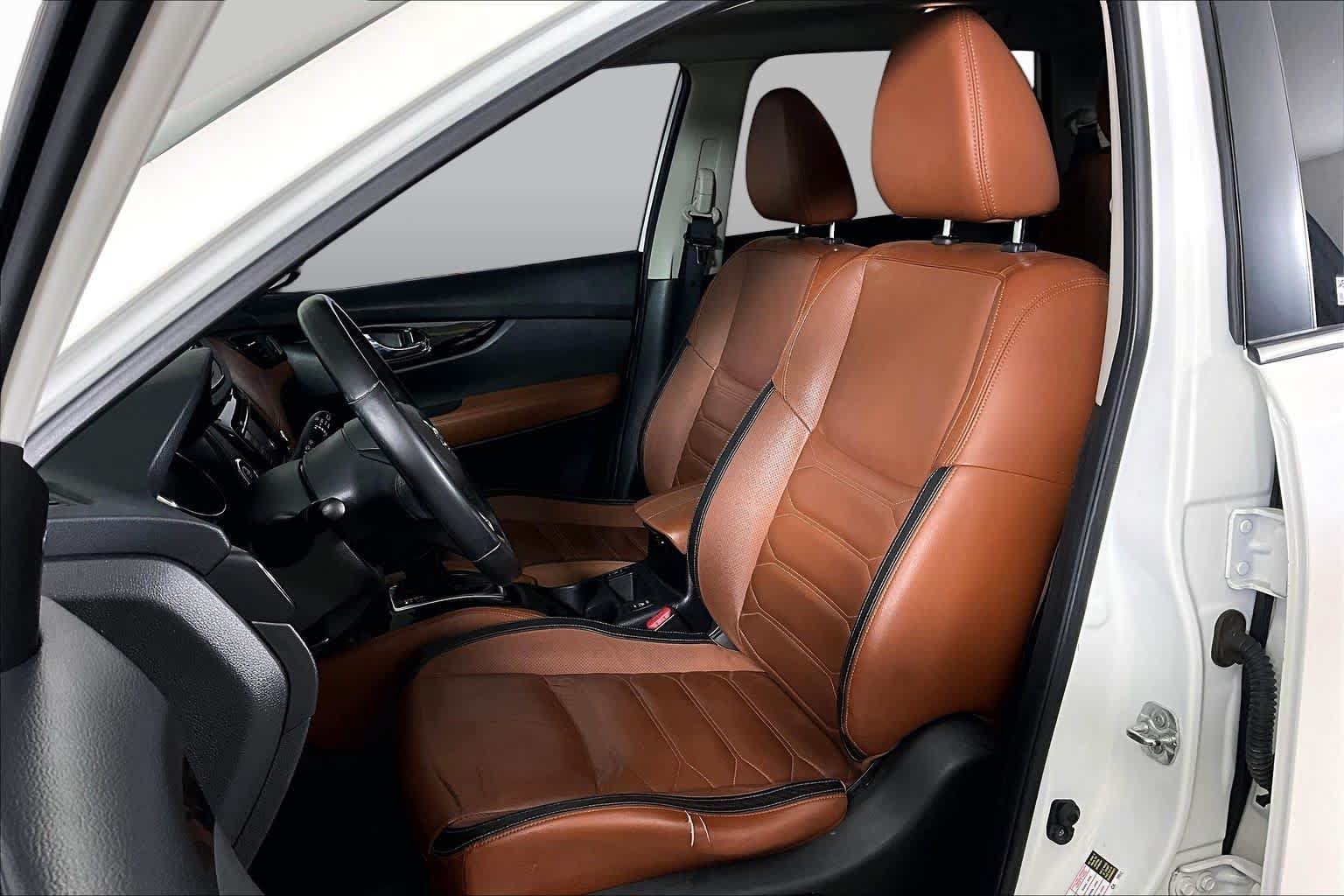 Used 2018 Nissan Rogue SL w/ Premium Package FWD image 8