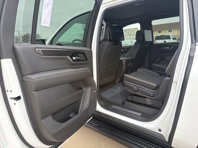 New 2026 GMC Yukon XL Elevation image 36