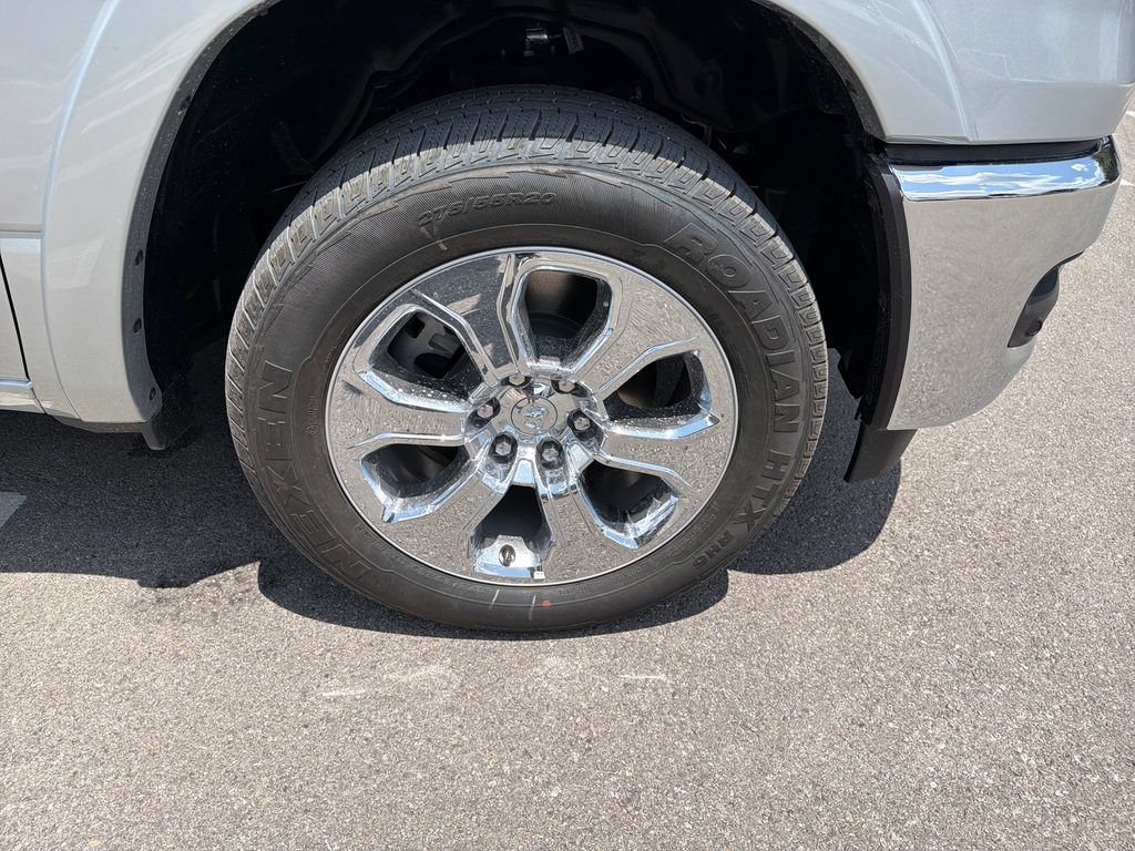 New 2026 RAM 1500 Lone Star AWD/4WD image 14